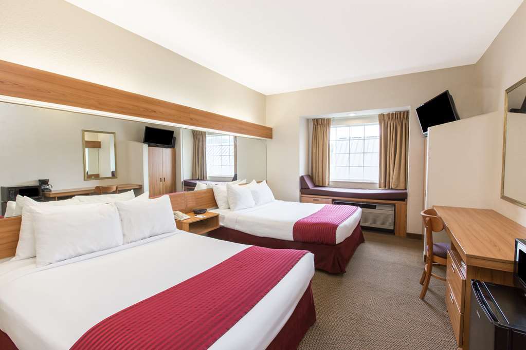 Quality Inn & Suites Robbinsville Quarto foto