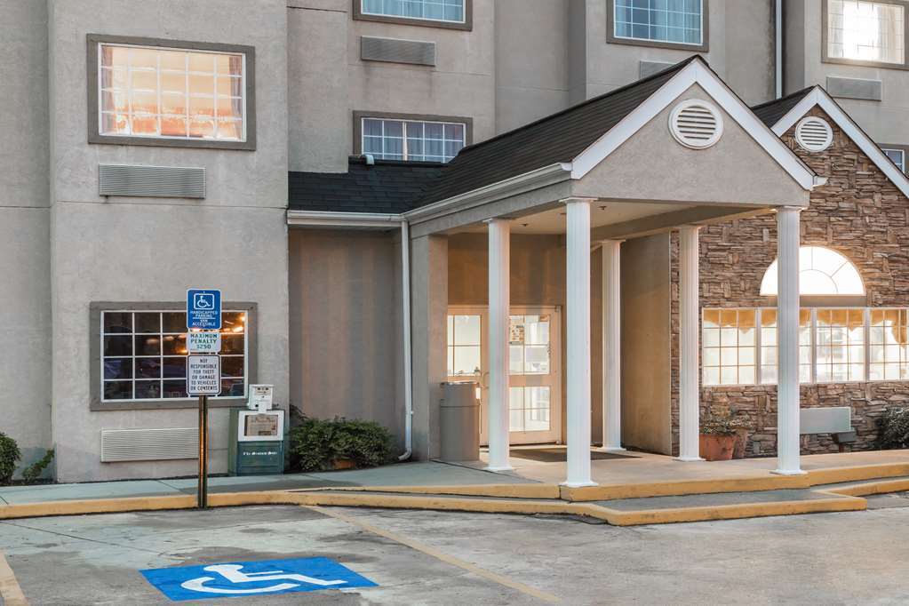 Quality Inn & Suites Robbinsville Exterior foto