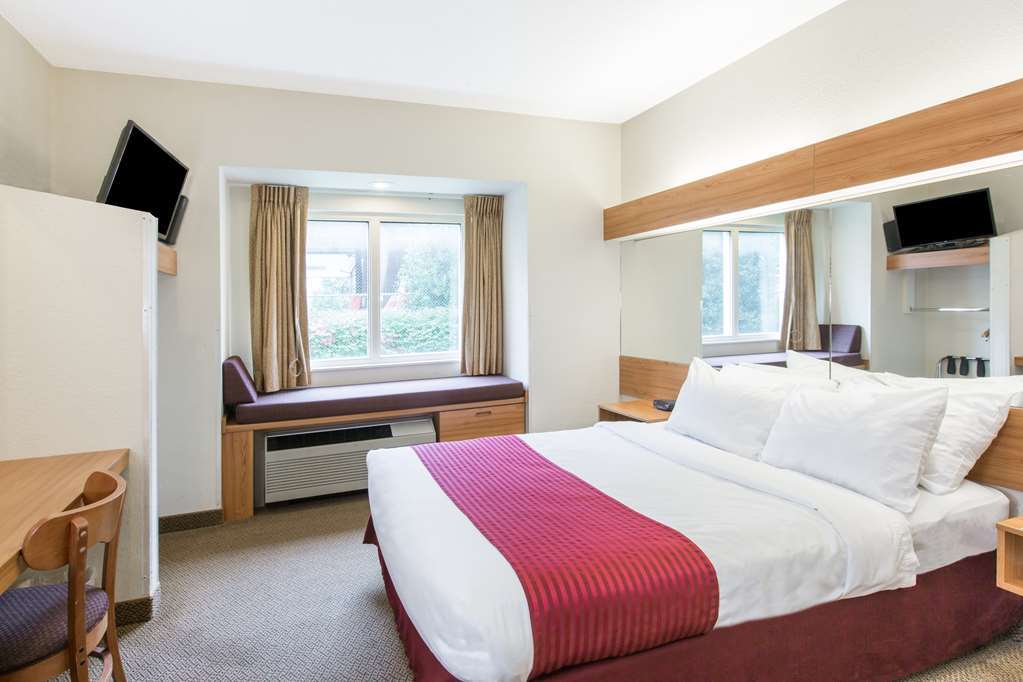 Quality Inn & Suites Robbinsville Quarto foto